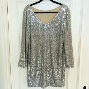 La Femme Silver Sequin Shift Dress – Size 8